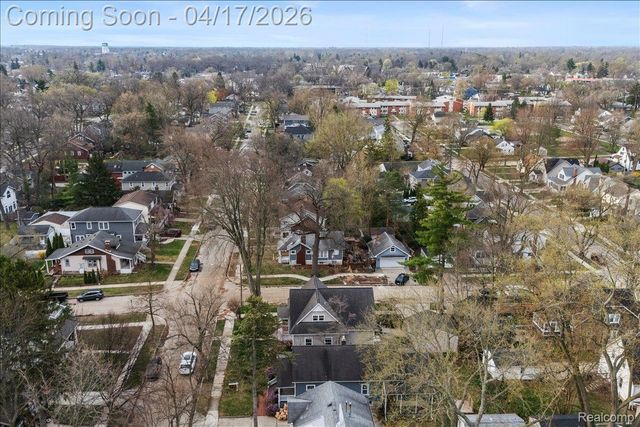 903 Hilldale Drive, Royal Oak, MI 48067