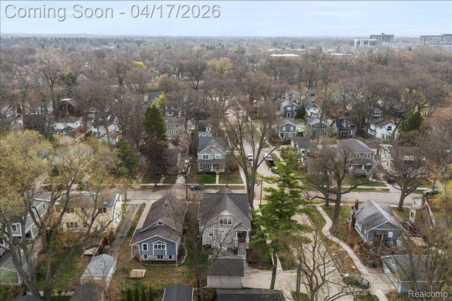 903 Hilldale Drive, Royal Oak, MI 48067