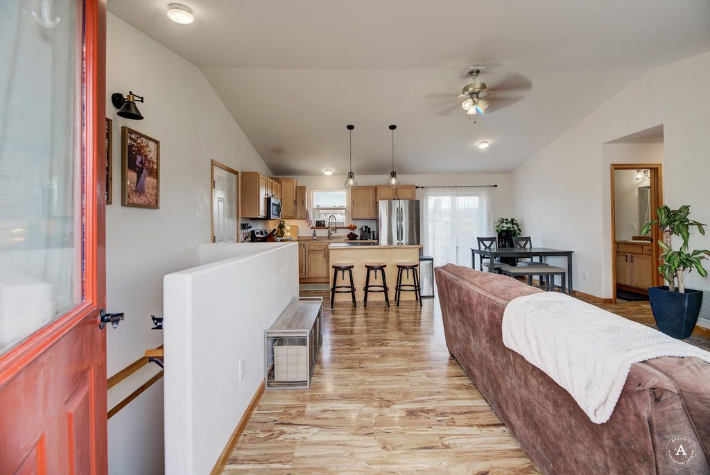 Image 2 of property listing at 1162 Antares Road, Helena, MT 59602