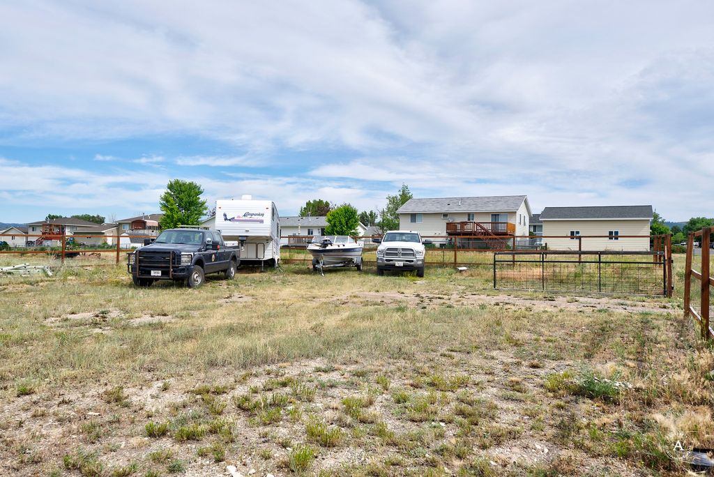 Image 32 of property listing at 1162 Antares Road, Helena, MT 59602