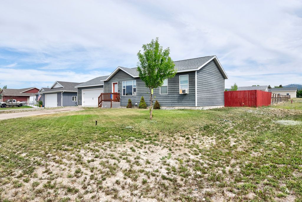 Image 36 of property listing at 1162 Antares Road, Helena, MT 59602