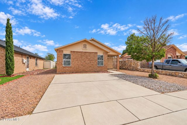 3436 Tierra Zafiro Drive, El Paso, TX 79938