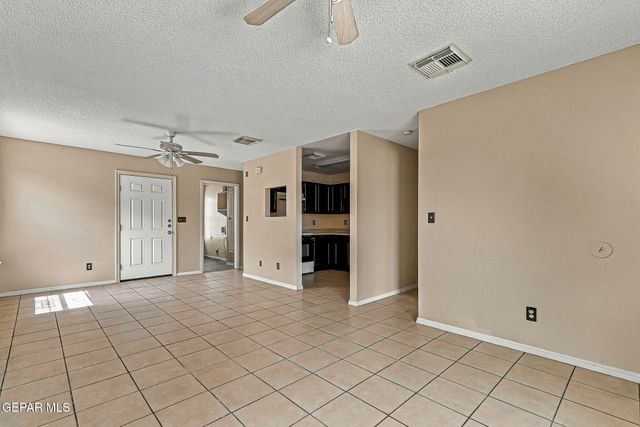 3436 Tierra Zafiro Drive, El Paso, TX 79938