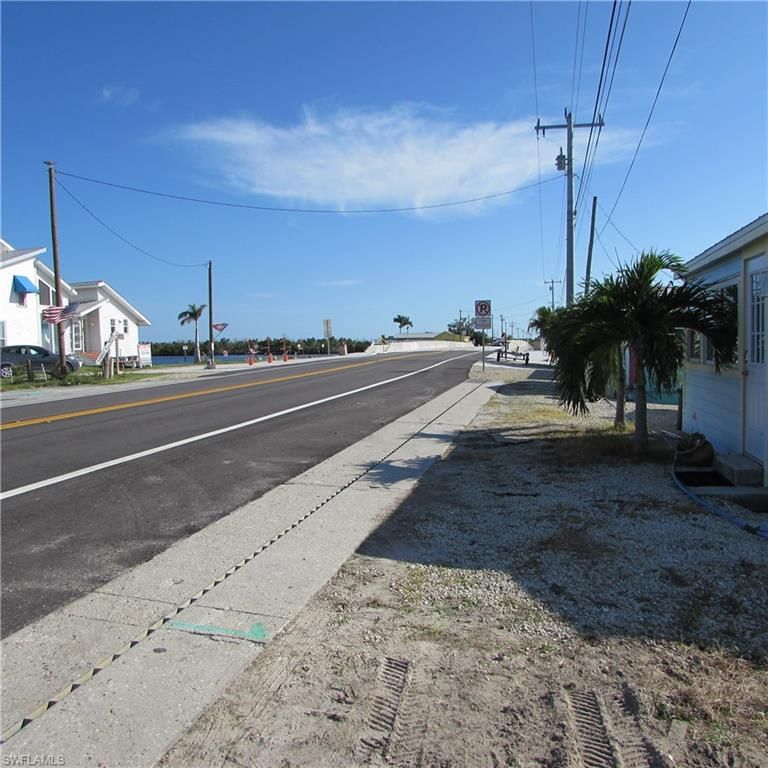 4748 Pine Island RD NW, MATLACHA, FL 33993 — photo 3