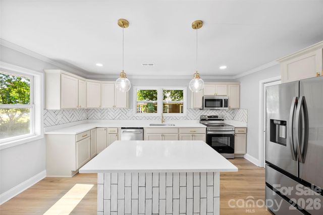 527 Bostian Avenue, Kannapolis, NC 28083