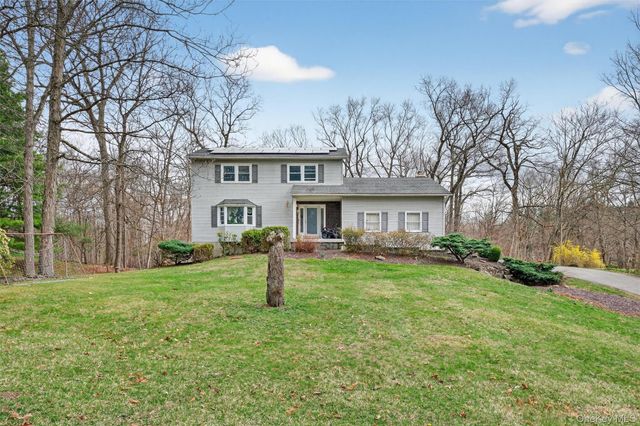 24 Pellbridge Drive, Hopewell Junction, NY 12533
