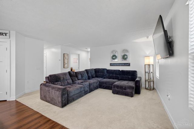 5567 Millbrook Drive, Middletown, OH 45042