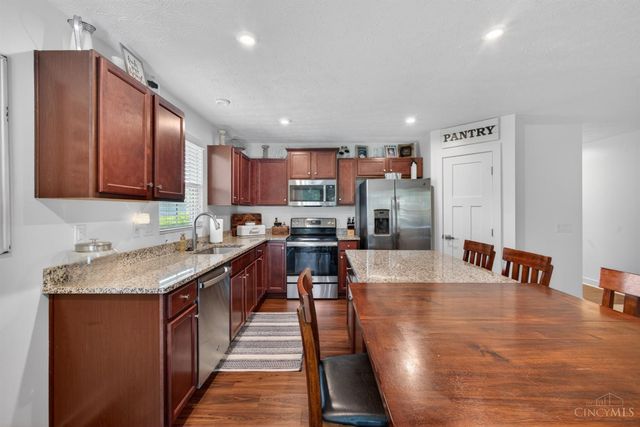 5567 Millbrook Drive, Middletown, OH 45042