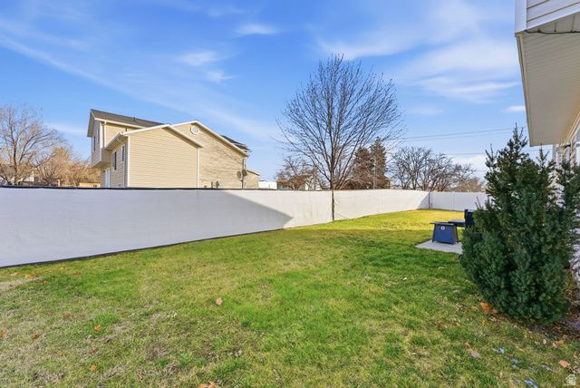 2314 N 1220 W, Clinton, UT 84015