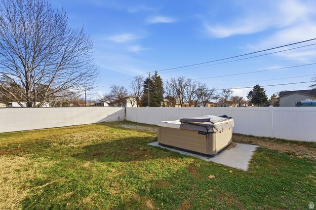 2314 N 1220 W, Clinton, UT 84015