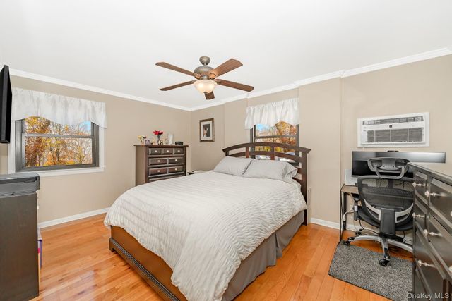 86-40 155th 1R, Howard Beach, NY 11414