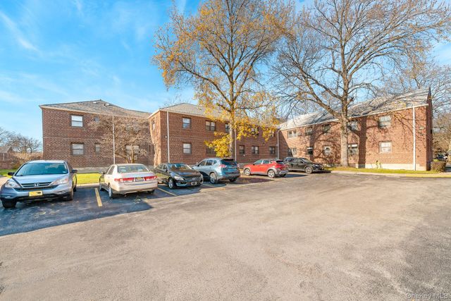 86-40 155th 1R, Howard Beach, NY 11414