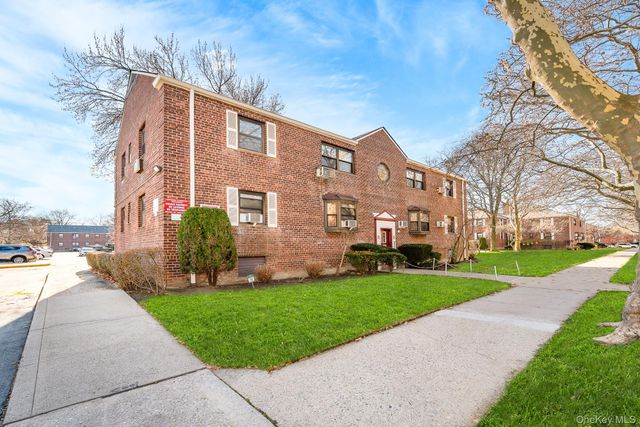 86-40 155th 1R, Howard Beach, NY 11414