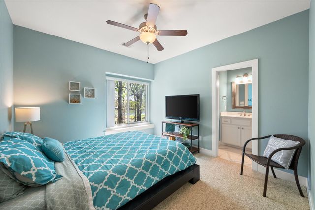 892 Waters Edge Drive, Corsicana, TX 75109