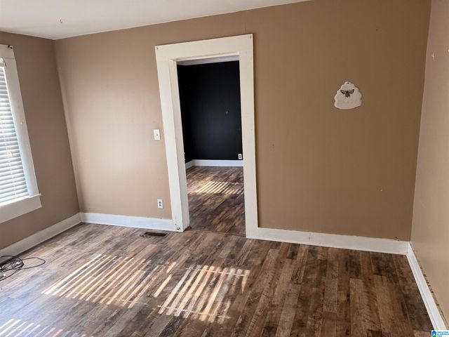 207 S DAVIS AVENUE, Sylacauga, AL 35150