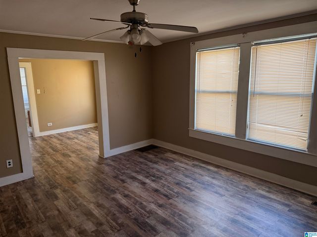 207 S DAVIS AVENUE, Sylacauga, AL 35150