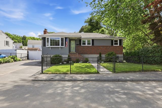 36 Basse Circle, Lynn, MA 01905