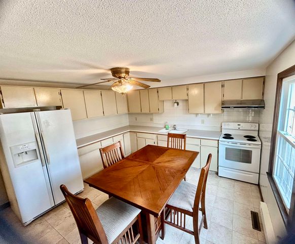 129 Laurel Street, Manchester, NH 03103