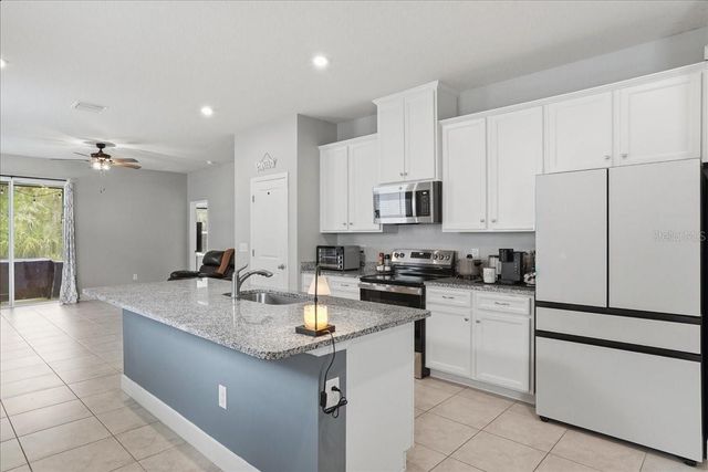 8728 STARRY NIGHT TERRACE, Parrish, FL 34219