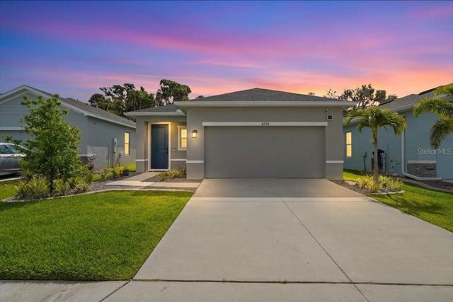 8728 STARRY NIGHT TERRACE, Parrish, FL 34219