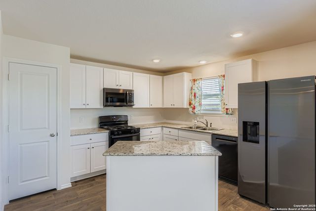 15454 Shortwing, San Antonio, TX 78253