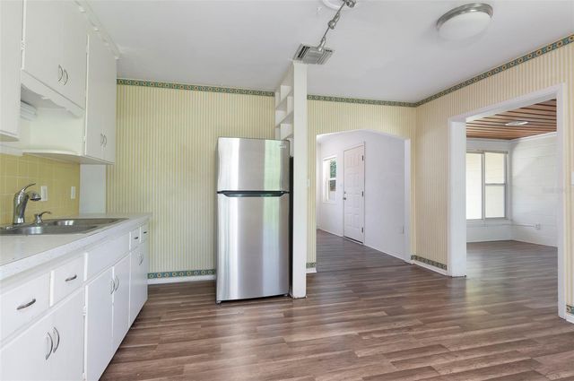 441 57TH STREET N, St Petersburg, FL 33710