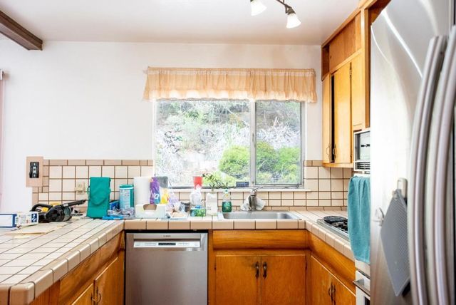 1270 Alicante Drive, Pacifica, CA 94044