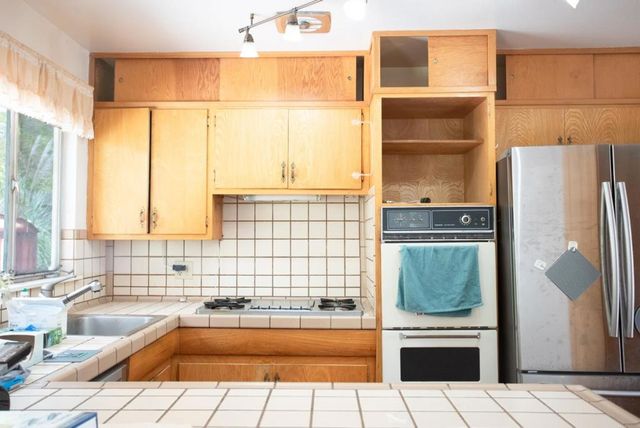 1270 Alicante Drive, Pacifica, CA 94044