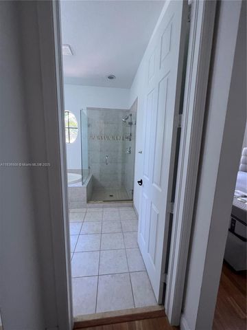 8378 NW 39th Ct 8378, Cooper City, FL 33024