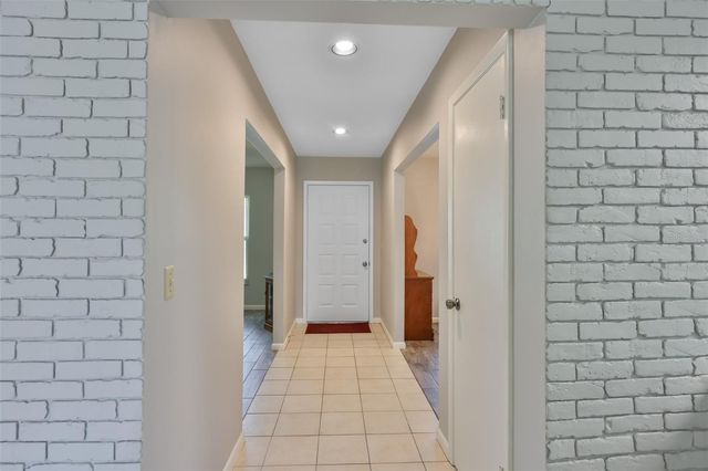 3718 SAND PEBBLE DRIVE, Valrico, FL 33596