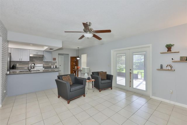 3718 SAND PEBBLE DRIVE, Valrico, FL 33596
