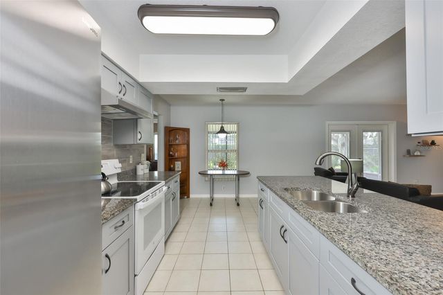 3718 SAND PEBBLE DRIVE, Valrico, FL 33596