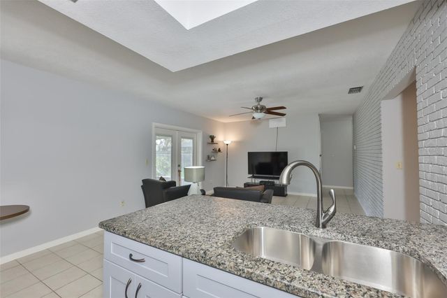 3718 SAND PEBBLE DRIVE, Valrico, FL 33596