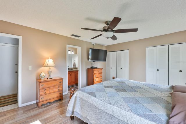 3718 SAND PEBBLE DRIVE, Valrico, FL 33596