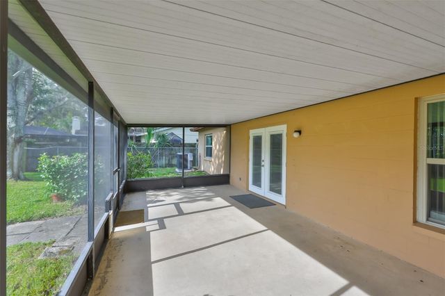 3718 SAND PEBBLE DRIVE, Valrico, FL 33596
