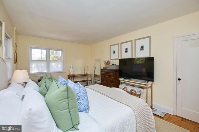 1638 MOUNT EAGLE PL, Alexandria, VA 22302