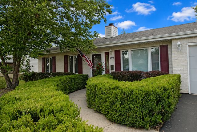 510 Burr Oak Drive, Lake Zurich, IL 60047