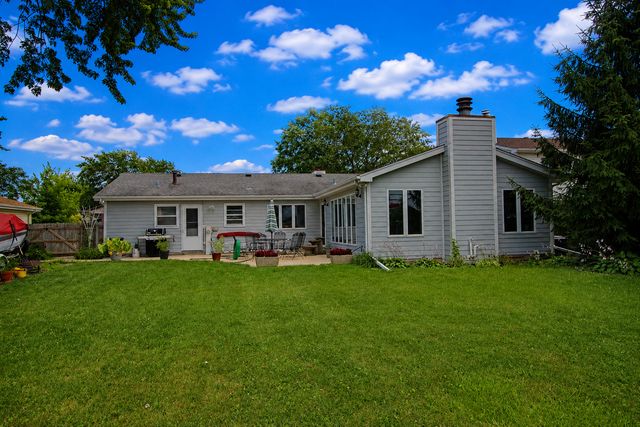 510 Burr Oak Drive, Lake Zurich, IL 60047