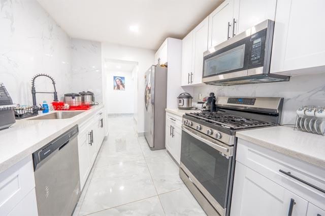 1990 NW 154th Street, Miami Gardens, FL 33054