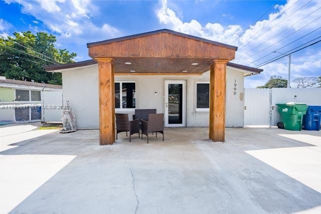 1990 NW 154th Street, Miami Gardens, FL 33054