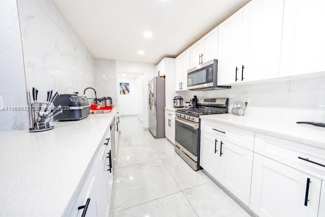 1990 NW 154th Street, Miami Gardens, FL 33054