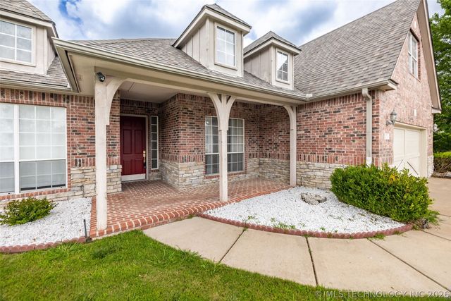 3701 N Narcissus Avenue, Broken Arrow, OK 74012