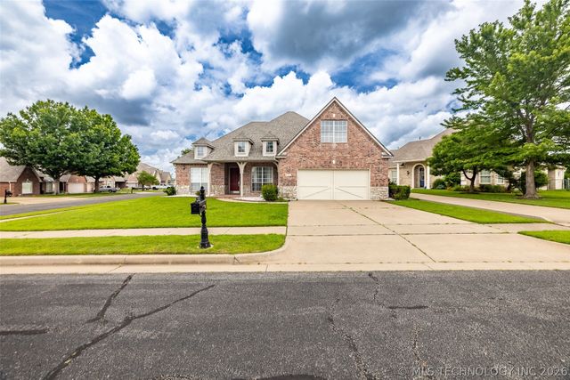 3701 N Narcissus Avenue, Broken Arrow, OK 74012