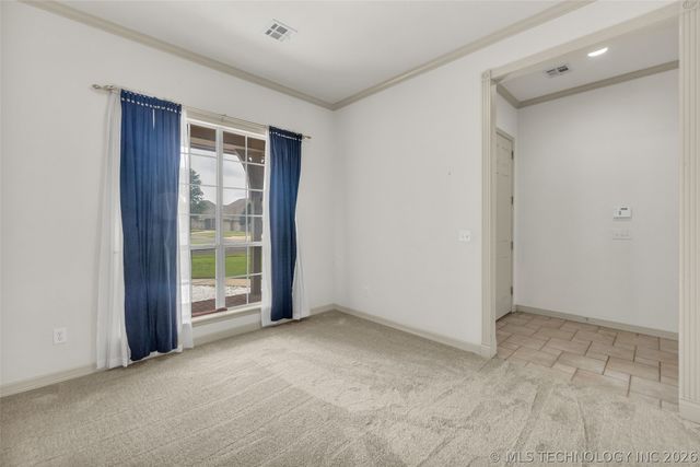3701 N Narcissus Avenue, Broken Arrow, OK 74012