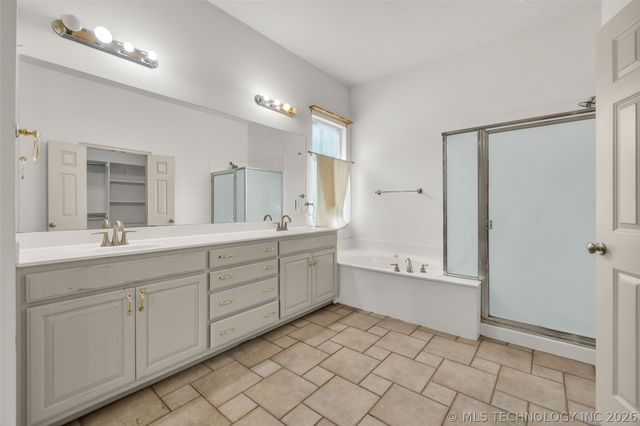 3701 N Narcissus Avenue, Broken Arrow, OK 74012