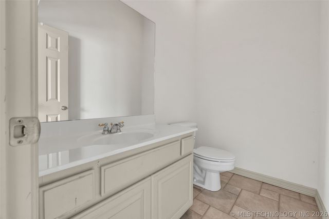 3701 N Narcissus Avenue, Broken Arrow, OK 74012
