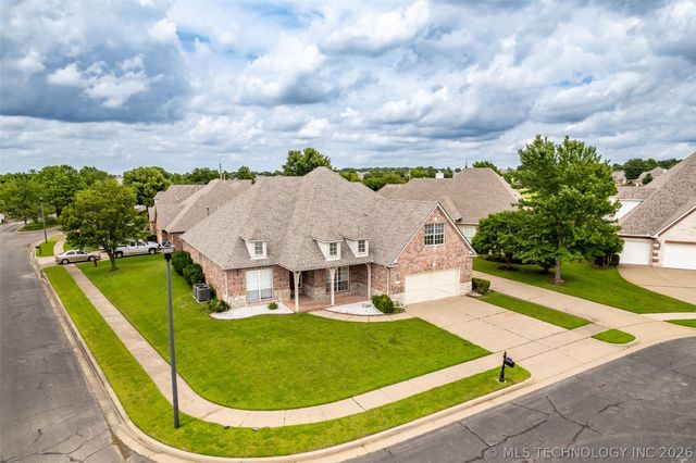 3701 N Narcissus Avenue, Broken Arrow, OK 74012
