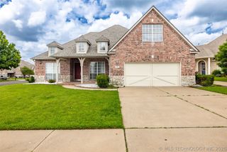 3701 N Narcissus Avenue, Broken Arrow, OK 74012