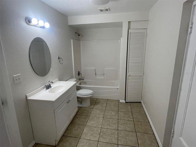 6411 26TH STREET W, Bradenton, FL 34207