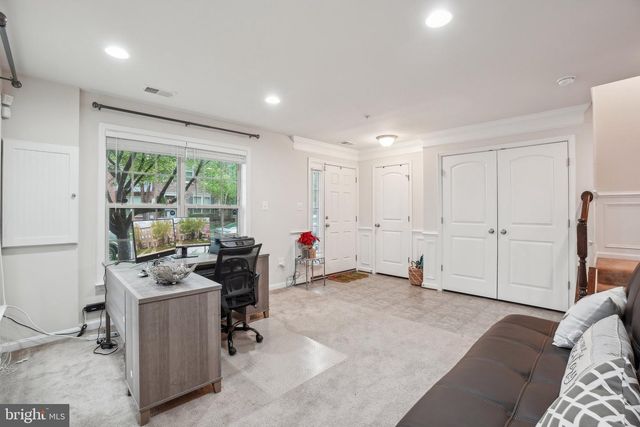 9810 SMITHVIEW PLACE, Lanham, MD 20706